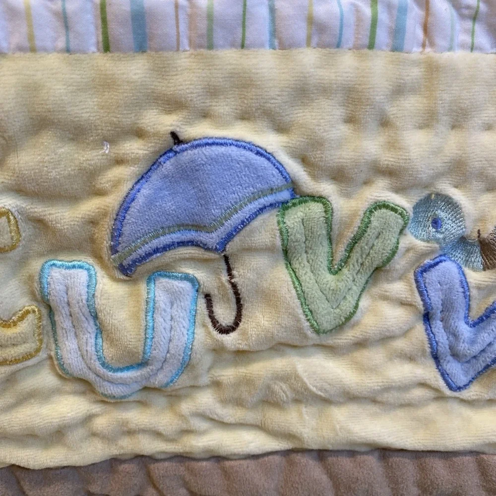 CARTER'S JUST ONE YEAR Alphabet Animals Design Quilted‎ Baby Blanket 40